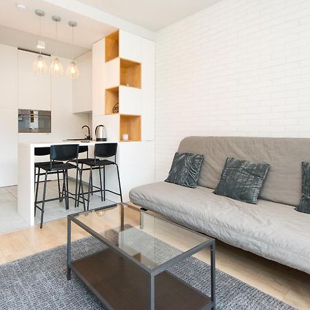 Main Trainstation One Bedroom Ac P4You Pl คราคูฟ ภายนอก รูปภาพ