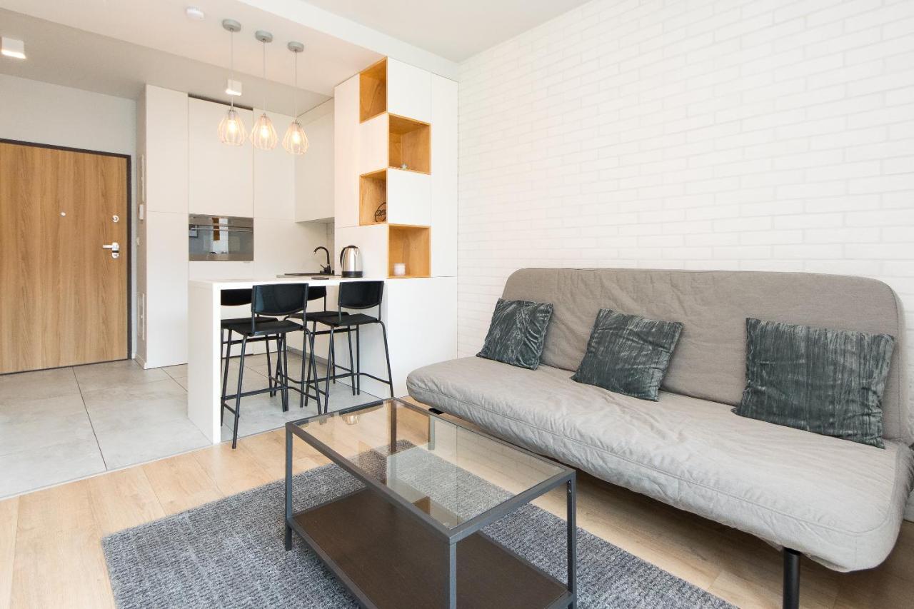 Main Trainstation One Bedroom Ac P4You Pl คราคูฟ ภายนอก รูปภาพ
