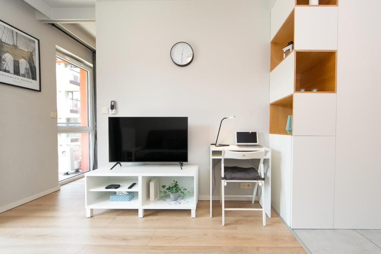 Main Trainstation One Bedroom Ac P4You Pl คราคูฟ ภายนอก รูปภาพ